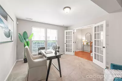 241 N Irwin Avenue, Charlotte, NC 28202 - Photo 5