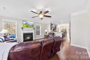 2720 Lake Front Dr, Belmont, NC 28012 - Photo 7