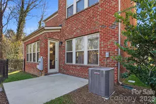 615 Bourton House Dr, Charlotte, NC 28211 - Photo 27