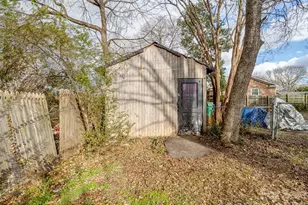 1500 Collier Ct, Charlotte, NC 28205 - Photo 21