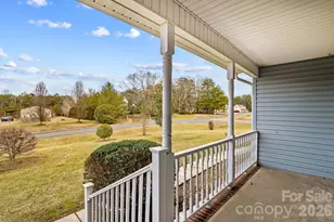 1082 Kingsway Dr, Salisbury, NC 28146 - Photo 5