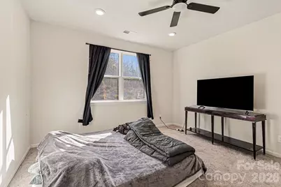 7125 Maple Run Circle, Charlotte, NC 28215 - Photo 11