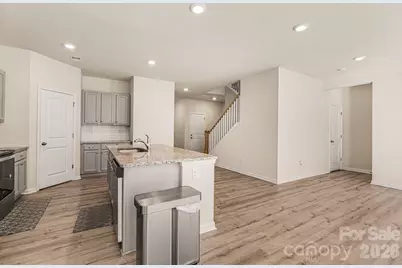 7125 Maple Run Circle, Charlotte, NC 28215 - Photo 7