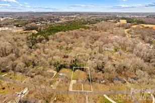 326 Camelot Dr, Salisbury, NC 28144 - Photo 3