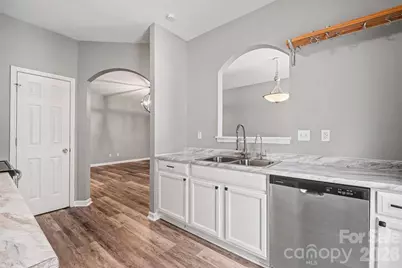 7611 Abigail Glen Drive, Charlotte, NC 28212 - Photo 11