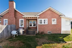 158 Poplar St, Canton, NC 28716 - Photo 33