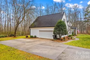 3212 Camden Rd, Statesville, NC 28625 - Photo 5