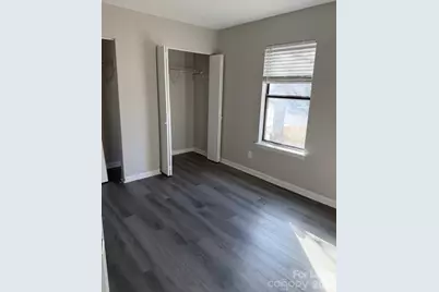 6827 Delta Lake Drive, Charlotte, NC 28215 - Photo 7