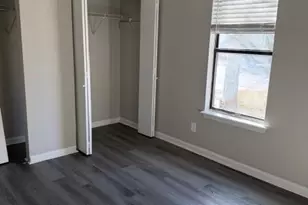 6827 Delta Lake Dr, Charlotte, NC 28215 - Photo 7