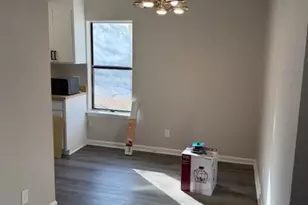 6827 Delta Lake Dr, Charlotte, NC 28215 - Photo 5