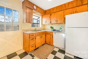 336 Onteora Blvd, Asheville, NC 28803 - Photo 17