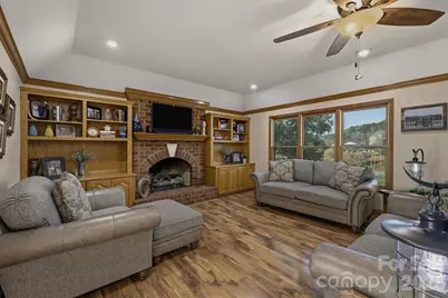 46 Mariners Point Lane, Hickory, NC 28601 - Photo 17