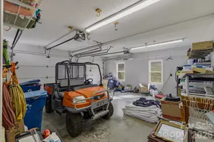 46 Mariners Point Ln, Hickory, NC 28601 - Photo 29