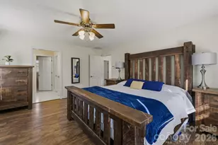 46 Mariners Point Ln, Hickory, NC 28601 - Photo 23