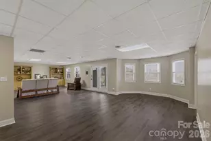 46 Mariners Point Ln, Hickory, NC 28601 - Photo 33