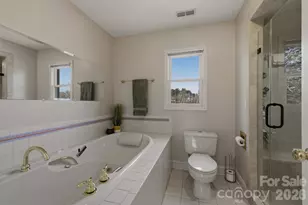 46 Mariners Point Ln, Hickory, NC 28601 - Photo 29
