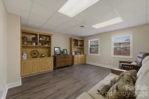 46 Mariners Point Ln, Hickory, NC 28601 - Photo 39