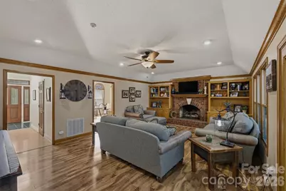 46 Mariners Point Lane, Hickory, NC 28601 - Photo 15