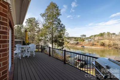 46 Mariners Point Lane, Hickory, NC 28601 - Photo 5