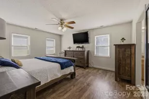 46 Mariners Point Ln, Hickory, NC 28601 - Photo 27