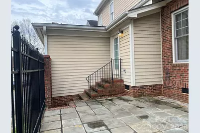 711 E 9th Street, Charlotte, NC 28202 - Photo 31