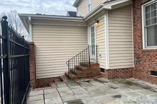 711 E 9th St, Charlotte, NC 28202 - Photo 31