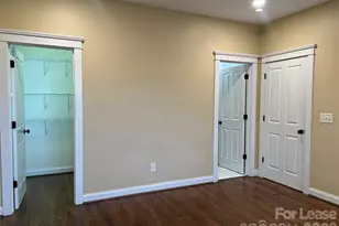 711 E 9th St, Charlotte, NC 28202 - Photo 19