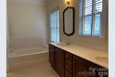 711 E 9th Street, Charlotte, NC 28202 - Photo 23