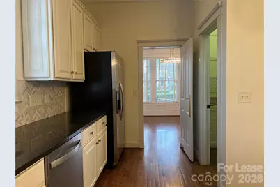 711 E 9th Street, Charlotte, NC 28202 - Photo 5