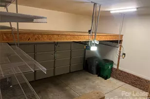 711 E 9th St, Charlotte, NC 28202 - Photo 29