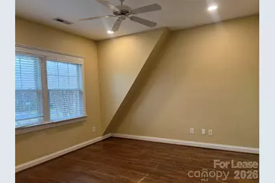 711 E 9th Street, Charlotte, NC 28202 - Photo 17