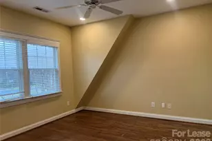 711 E 9th St, Charlotte, NC 28202 - Photo 17