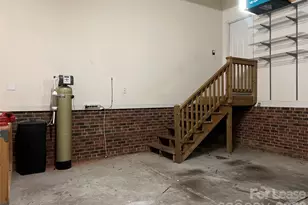 711 E 9th St, Charlotte, NC 28202 - Photo 27