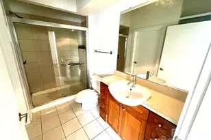 525 E 6th St, Charlotte, NC 28202 - Photo 11