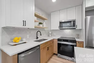 1004 Druid Cir, Charlotte, NC 28206 - Photo 9