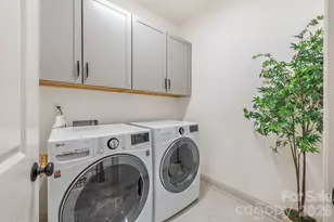 2547 Barry St, Charlotte, NC 28205 - Photo 39