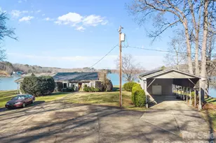 3016 Sadler Rd, Charlotte, NC 28278 - Photo 3