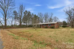 103 Roseman Ln, Statesville, NC 28625 - Photo 5