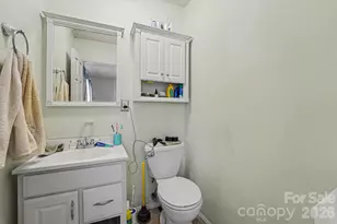 4206 Tipperary Pl, Charlotte, NC 28215 - Photo 19