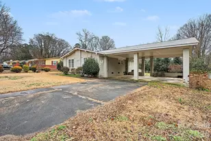 4206 Tipperary Pl, Charlotte, NC 28215 - Photo 5