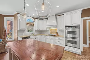 2110 Highland Forest Dr, Marvin, NC 28173 - Photo 9