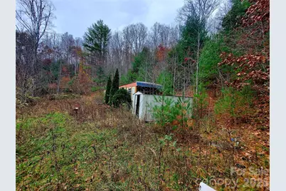 2701 Gouges Creek Road, Spruce Pine, NC 28777 - Photo 9