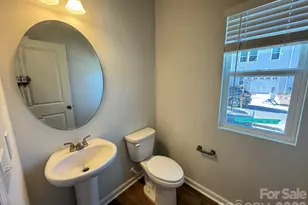 5106 Orchardview Wy, Charlotte, NC 28216 - Photo 11