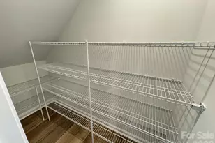 5106 Orchardview Wy, Charlotte, NC 28216 - Photo 9