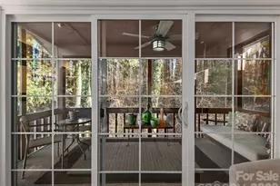 321 Britton Creek Dr, Hendersonville, NC 28791 - Photo 11