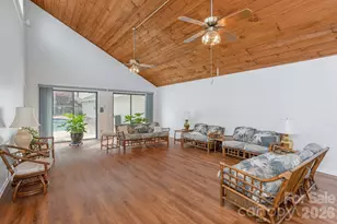 321 Britton Creek Dr, Hendersonville, NC 28791 - Photo 21