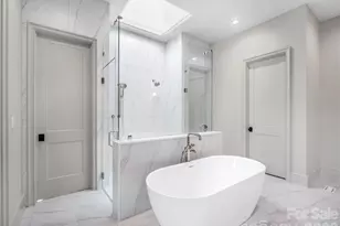 1650 Maryland Ave, Charlotte, NC 28209 - Photo 11