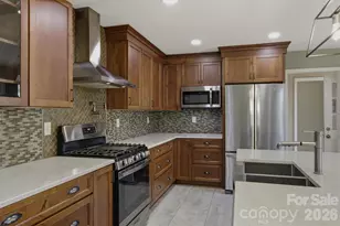 1750 10th St Ct NW, Hickory, NC 28601 - Photo 13