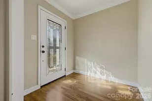 1750 10th St Ct NW, Hickory, NC 28601 - Photo 5