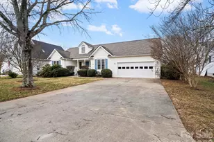 127 Kingfisher Ln, Mills River, NC 28759 - Photo 7